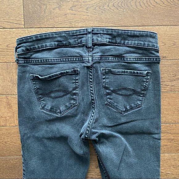 Abercrombie & Fitch Jeans - Picture 5 of 10